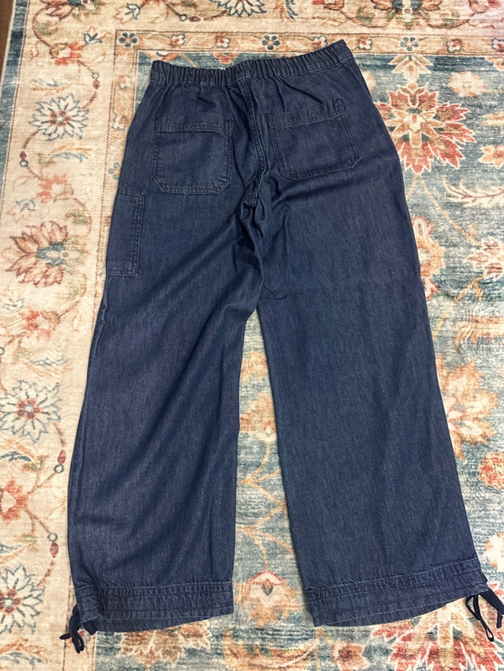 Pilcro Sz 28 Wide Leg Cargo Style Pant NWOT - Picture 3 of 4